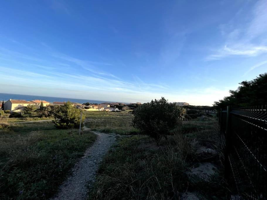 St-Pierre-La-Mer, Bel Appartement A Dans Residence Avec Piscine Et Tennis Entre 5 Et 10 Min De La Plage Fleury  Eksteriør bilde