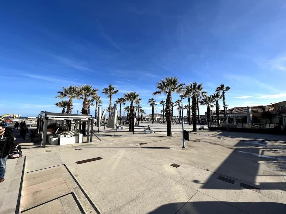 St-Pierre-La-Mer, Bel Appartement A Dans Residence Avec Piscine Et Tennis Entre 5 Et 10 Min De La Plage Fleury  Eksteriør bilde